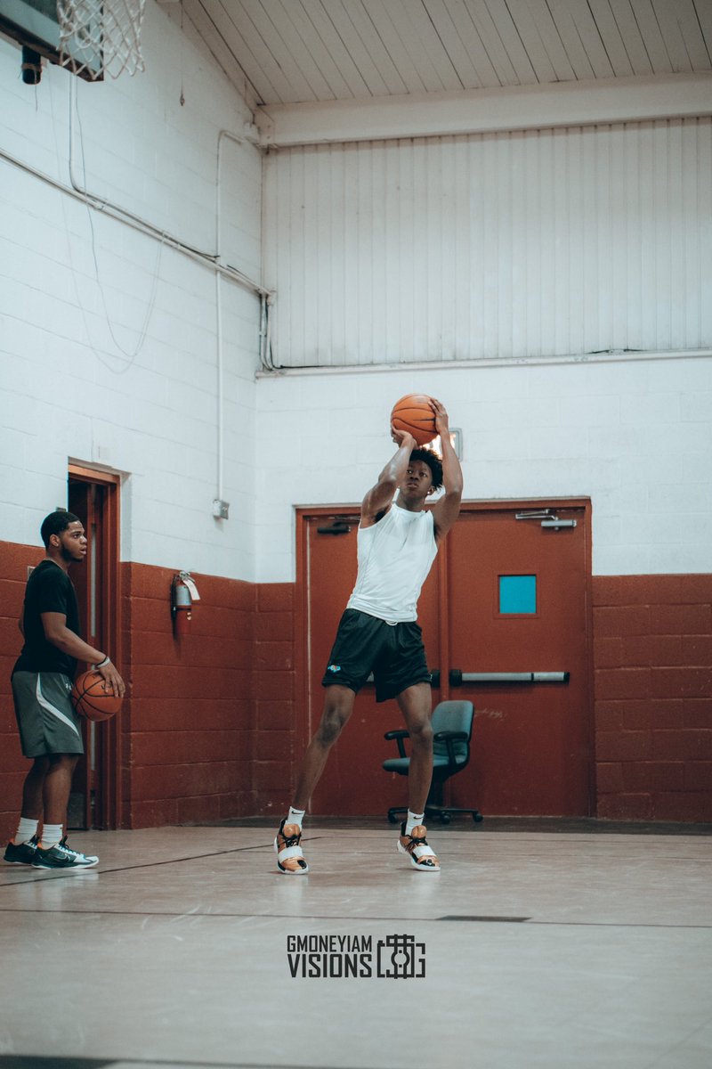 1% better everyday I’m in competition with myself .... ⏳