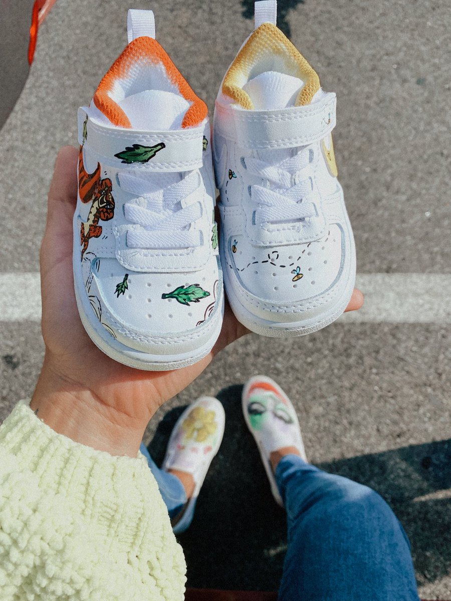 jackree6's tweet image. Winnie the pooh customs 💛🧡