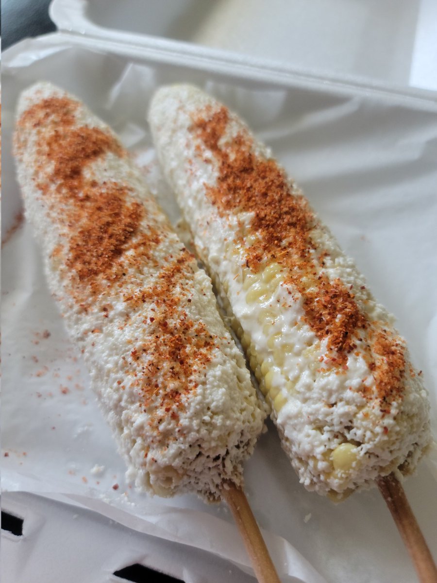rachel_reviews's tweet photo. This is my current most craveable food. The Mexican street corn from El Mexiquenese Grill. Sooo good
#utdining https://t.co/RwXT3gbvLD