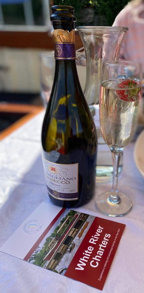 Prosecco &amp; Nibbles 
River Bann Boat Cruise 
Sun 25th July, 2-4pm, limited spaces still available...
#embraceagiantspirit #causewaycoastandglens #funinthesun whiterivercharters.com