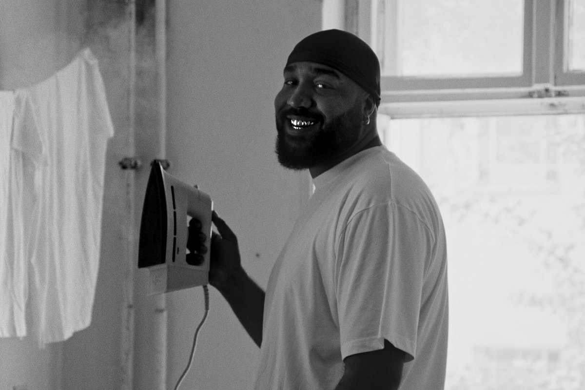 Chimperator's tweet image. you vs the guy she tells you not to worry about