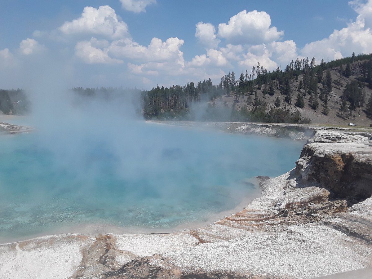 tepickarts's tweet photo. Our third and final trip to Yellowstone National Park. We focused on geology and geysers. https://t.co/0JwapcJaL2