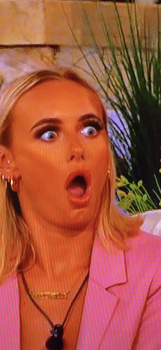 isawitfirst's tweet image. How to sum up tonight’s episode in a photo:

#LoveIsland