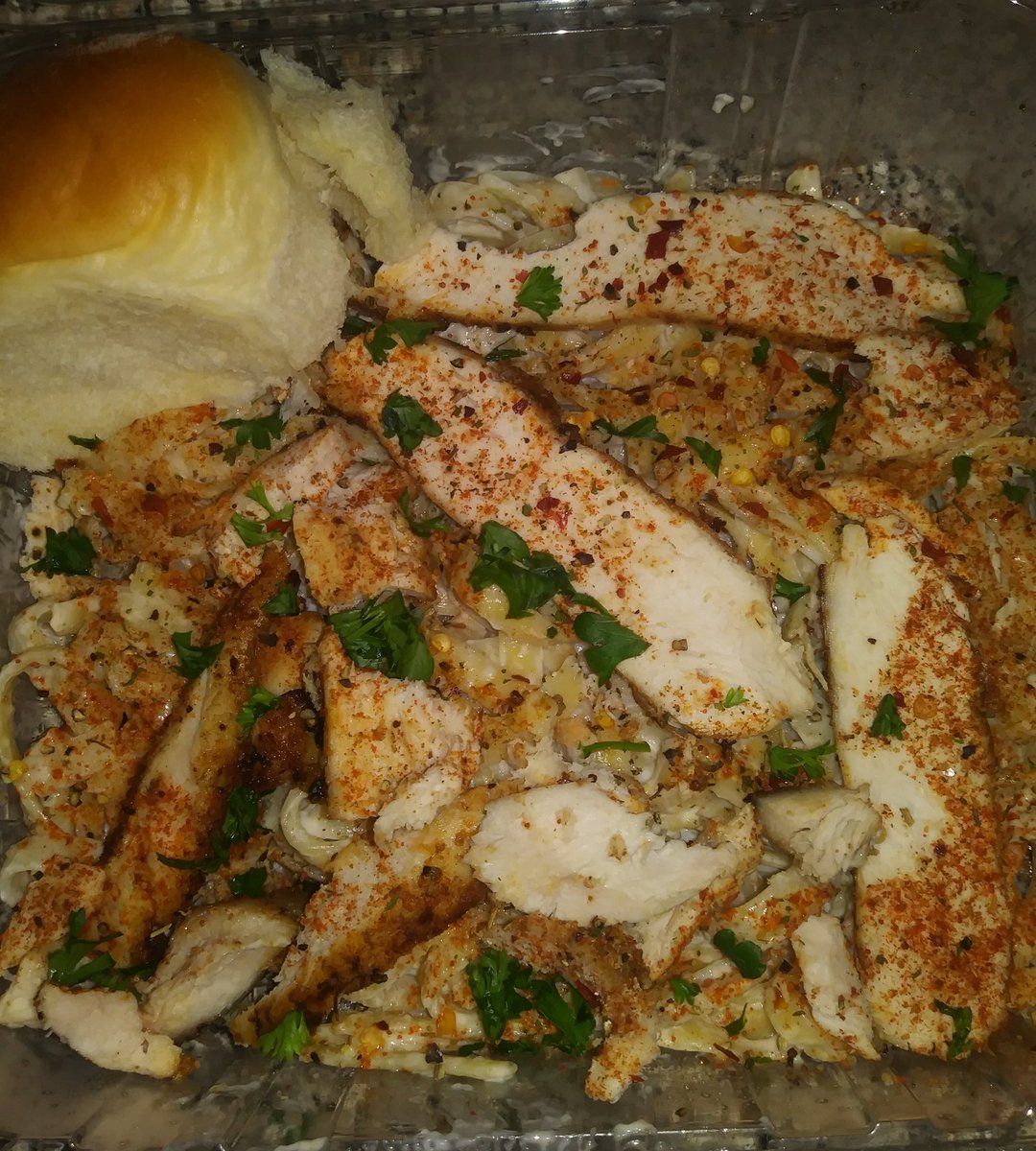 O.M.G!! Today's Lunch Courtesy Of <a href="/RoysKitchen2/">jameers world</a> Is 🔥🔥🔥 @LeroyWatson77 Is DEFINITELY Doing The Damn Thing!! Gotta Get The #BirdGang On This STAT!! #BirdsUP #TeamFritz