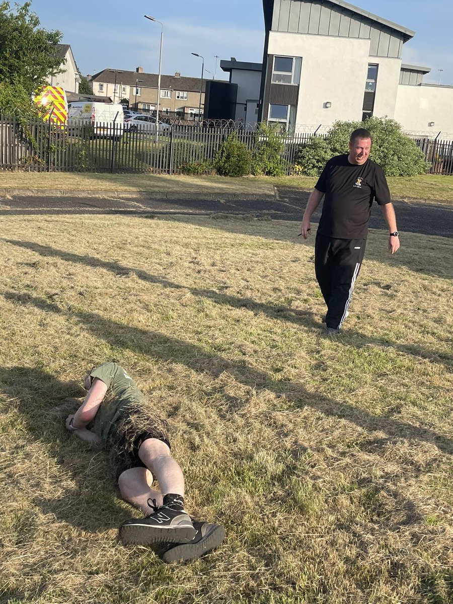 2plMotherwell's tweet image. Tonight we had fun going through some refresher training prior to our “non-annual” annual camp in the coming week.
We also introduced our new padre (@cagedringdaddy) of @ReportingGandL to the Motherwell cadets with one of our Detachment commanders coins.
#confident #welcome #acf