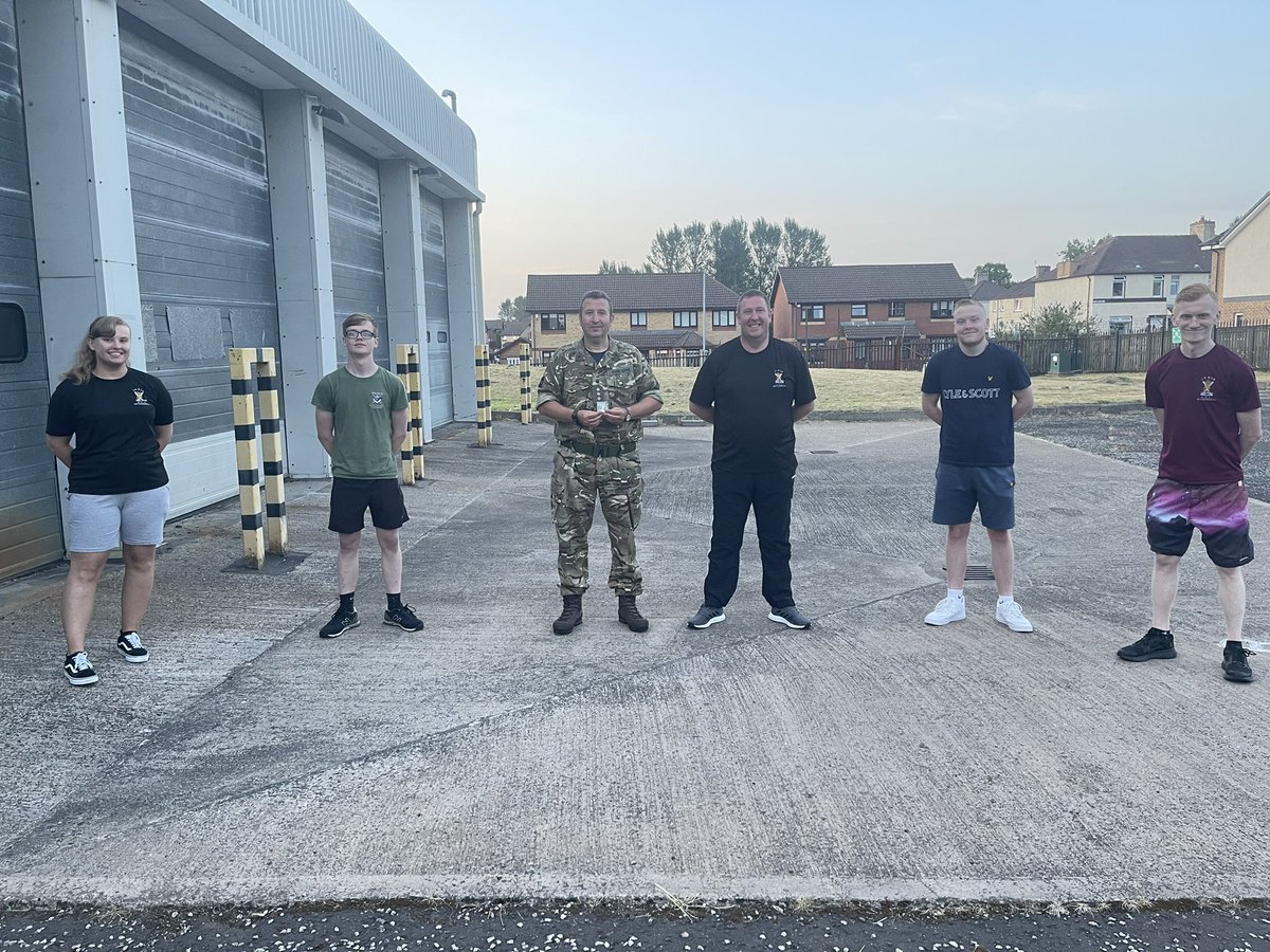 2plMotherwell's tweet image. Tonight we had fun going through some refresher training prior to our “non-annual” annual camp in the coming week.
We also introduced our new padre (@cagedringdaddy) of @ReportingGandL to the Motherwell cadets with one of our Detachment commanders coins.
#confident #welcome #acf