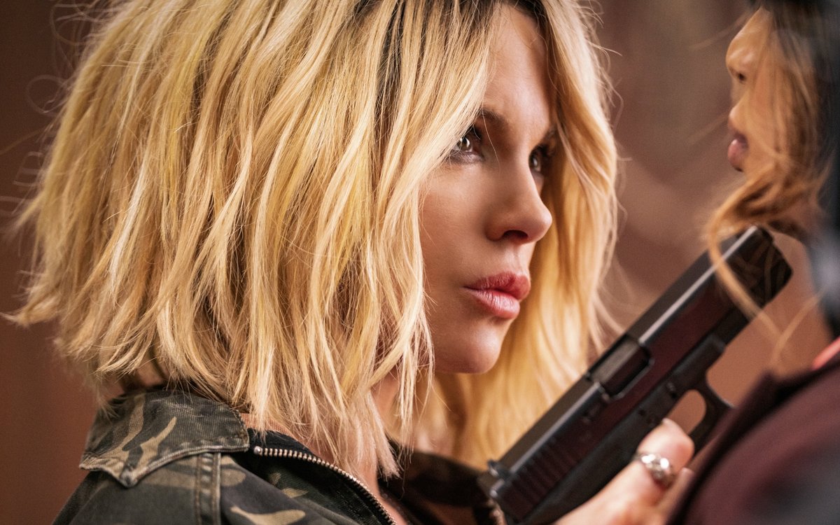 beckinsaddict's tweet photo. SHE'S BACK https://t.co/AcboCkz2i7