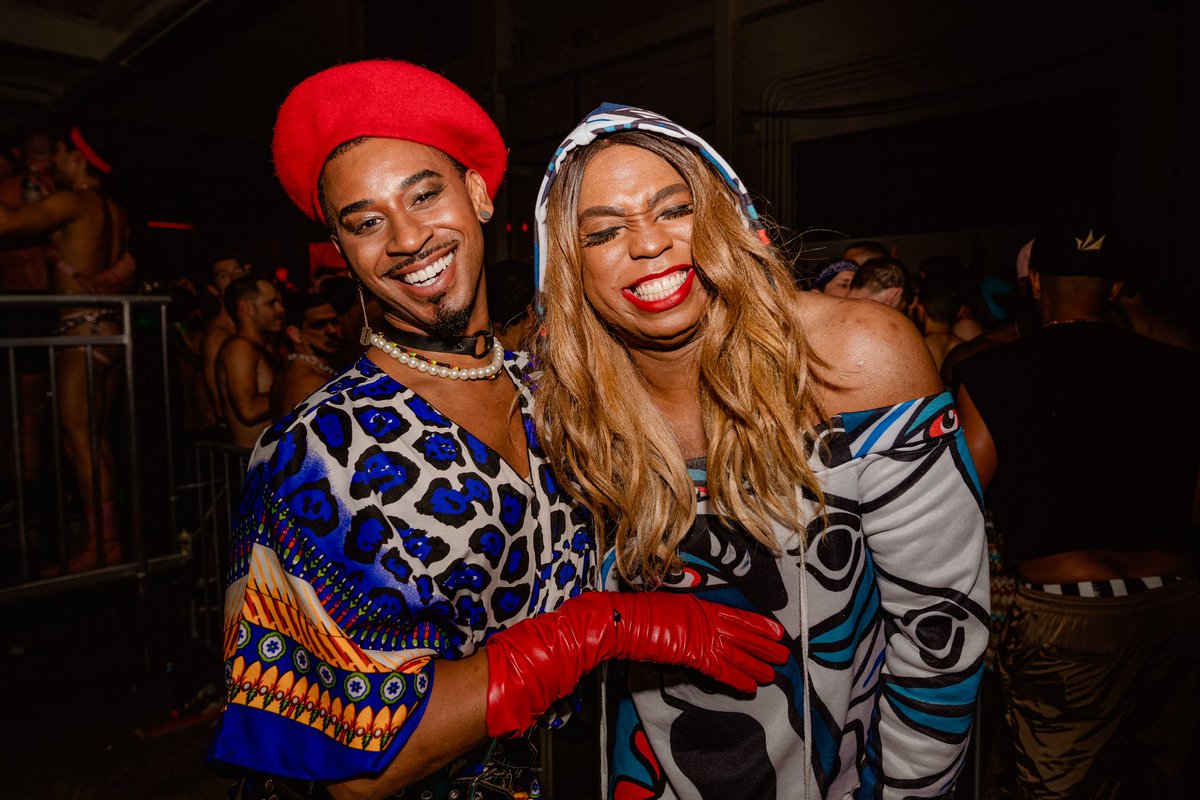 Smiles all around because it’s almost the weekend. Tickets are still on sale for SWITCH 7.30, prices increase tomorrow at midnight. Purchase yours now!
bit.ly/SWITCH730
bit.ly/SWITCH730RA