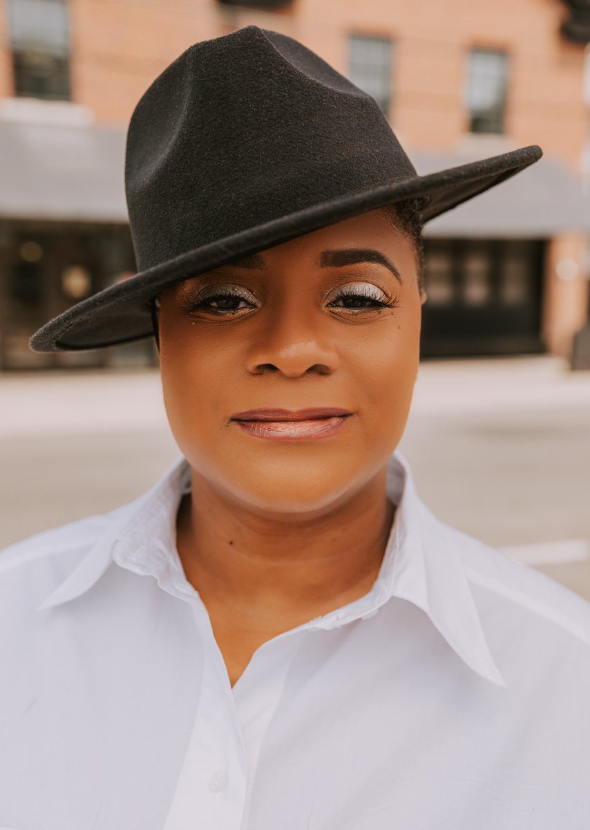DeeMarieStyle's tweet photo. It's going to happen because I'm going to make it happen. 

#styleinspo #blackfashionista #styleicon #stylefluencer #styleandfashion #womensfashion #styleblogger #chic #ootd #streetstyle #stylelikeme #fashionblogger #womensfashion #blackblogger #onlineshopping #givemethat https://t.co/sG2yKMfd25