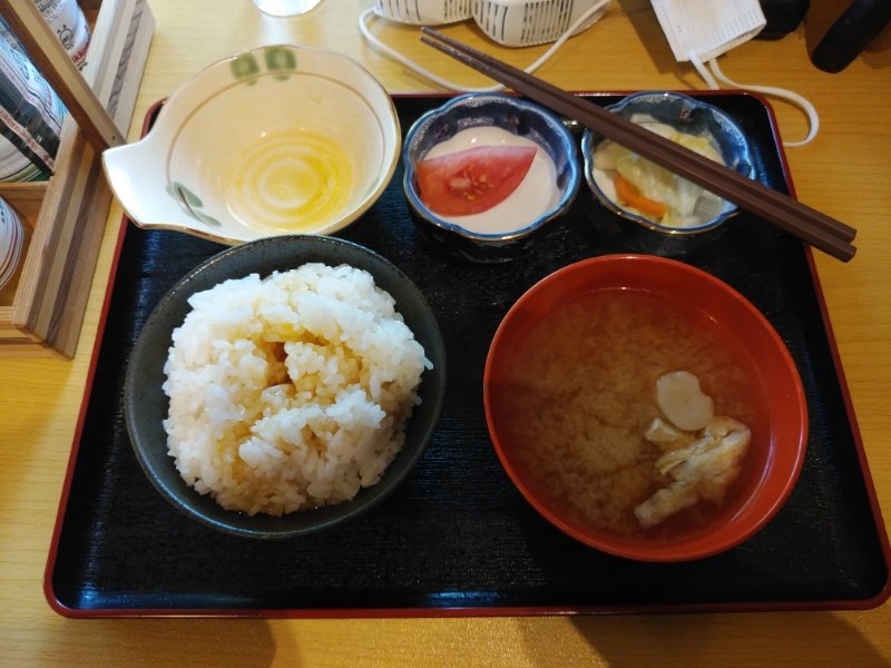hagichansgixxer's tweet photo. #FROGPOT さんでTKG今日は大盛り😊オマケのトマト🍅甘ーい❗ https://t.co/UQCnobX9nJ