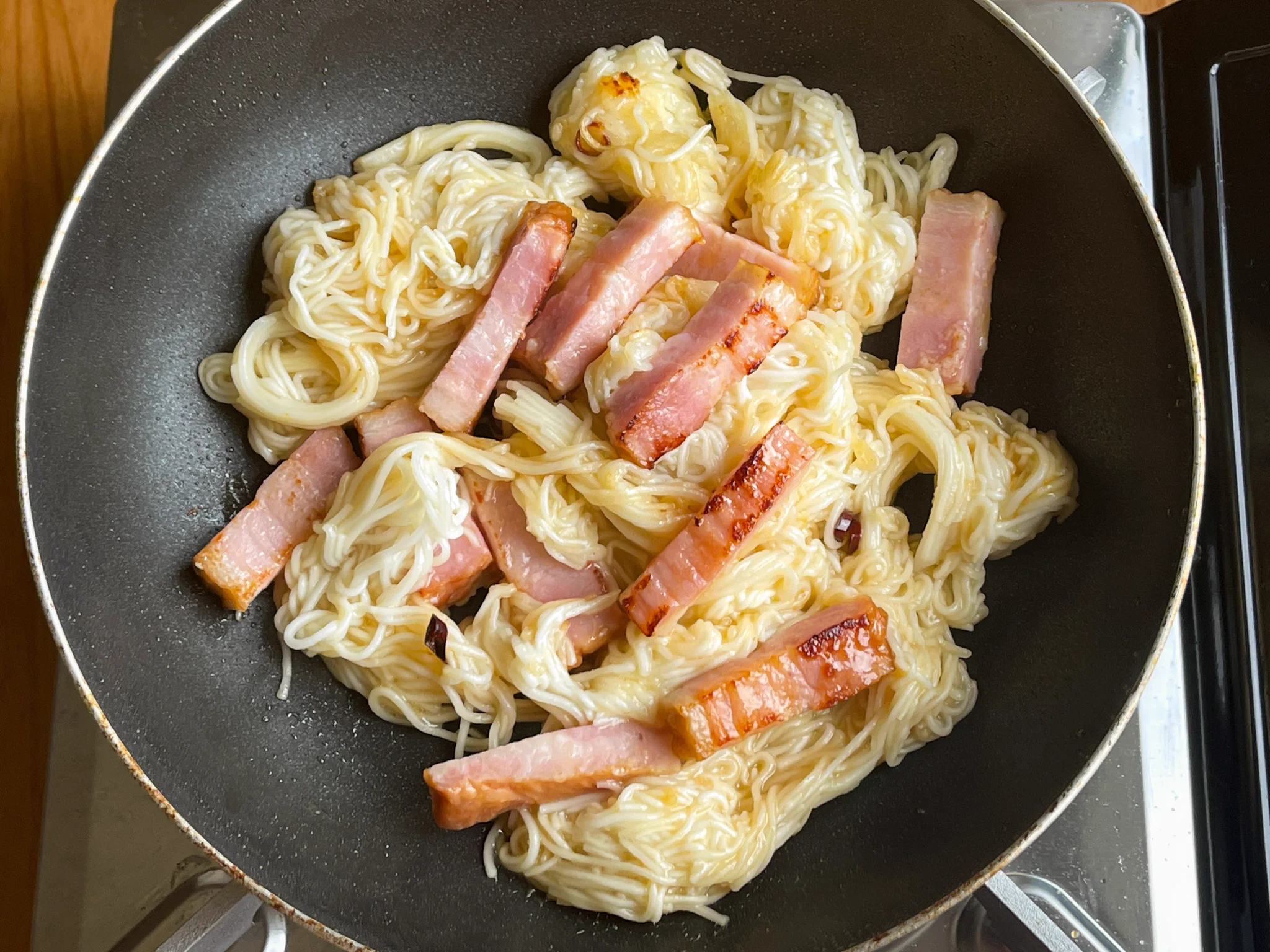 爽やかで美味しそう。「レモンでさっぱり！和風ペペロンそうめん」