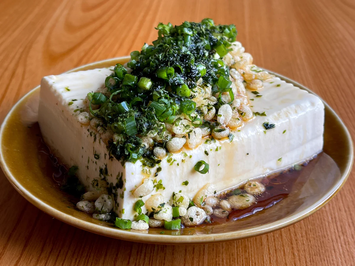一口食べたら止まらなくなる？！あっという間に作れちゃう冷奴レシピ！