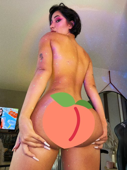 New booty! ? - https://t.co/HYoqaOCp1b https://t.co/qq0sAiOJZg
