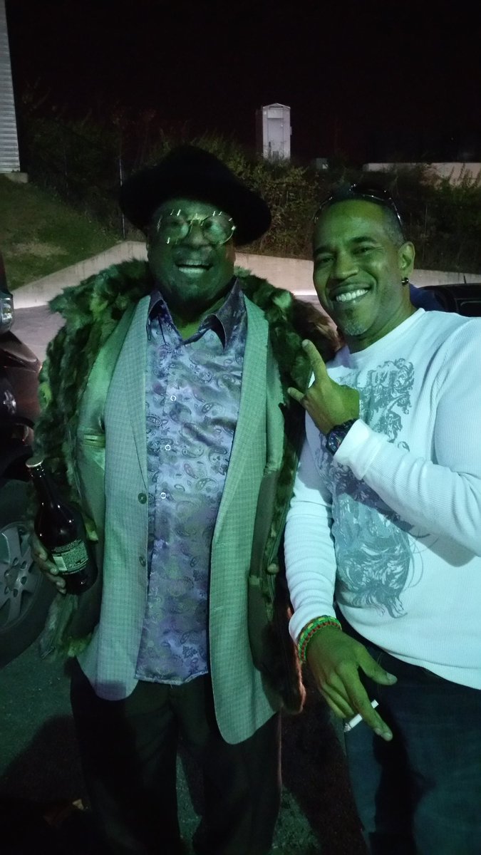 DaFuzzyDrumma's tweet photo. BLESSED 80TH EARTHSTRONG @george_clinton 
#HappyBirthdayGeorgeClinton
#Happy80thBirthdayGeorgeClintonn #drfunkenstein #PFunk
#funkadelic #themothership #funkgetstronger 
👑🤘🏽💀👽🤖🛸🥂🍾🎁🎊🎉🎂 https://t.co/63o7r0pCKh