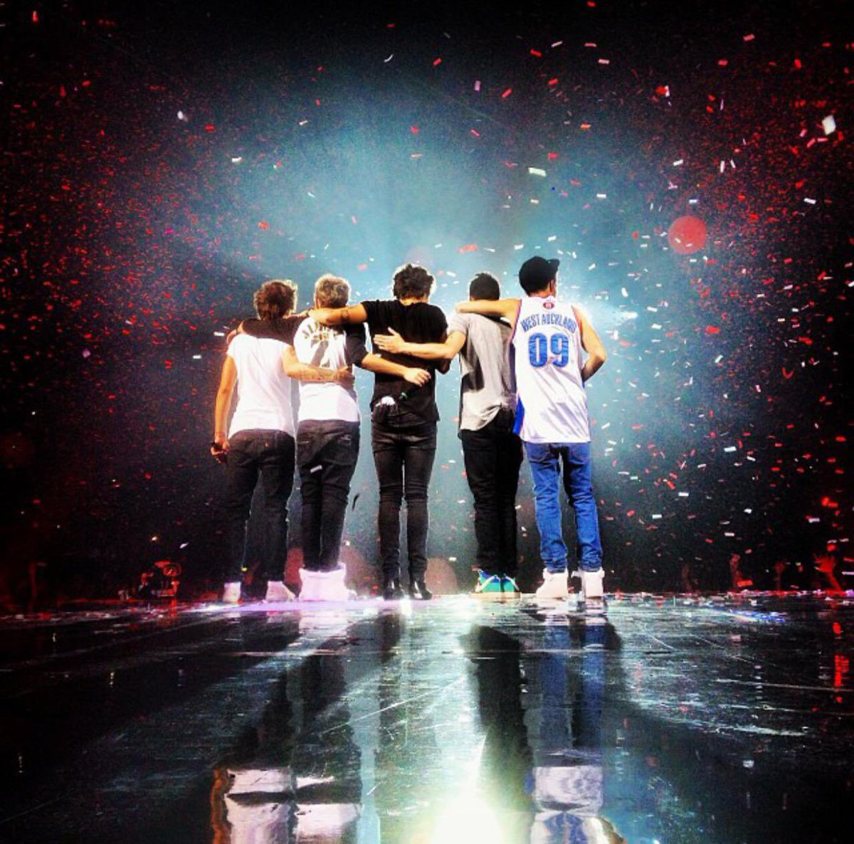 Tracklist tweet media