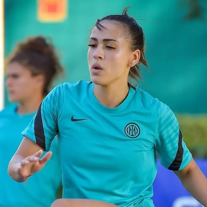 ManassesBasilio's tweet photo. Kathellen & Marinelli Retornaram de lesão e já iniciaram os treinos está semana💪⚽.
#InterWomen #Inter #Kathellen #Marinelli https://t.co/g6pc148qTl