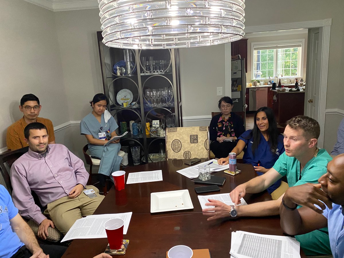 leils's tweet photo. #DukeVascular journal club baby!!! https://t.co/tIaviBN1Zr