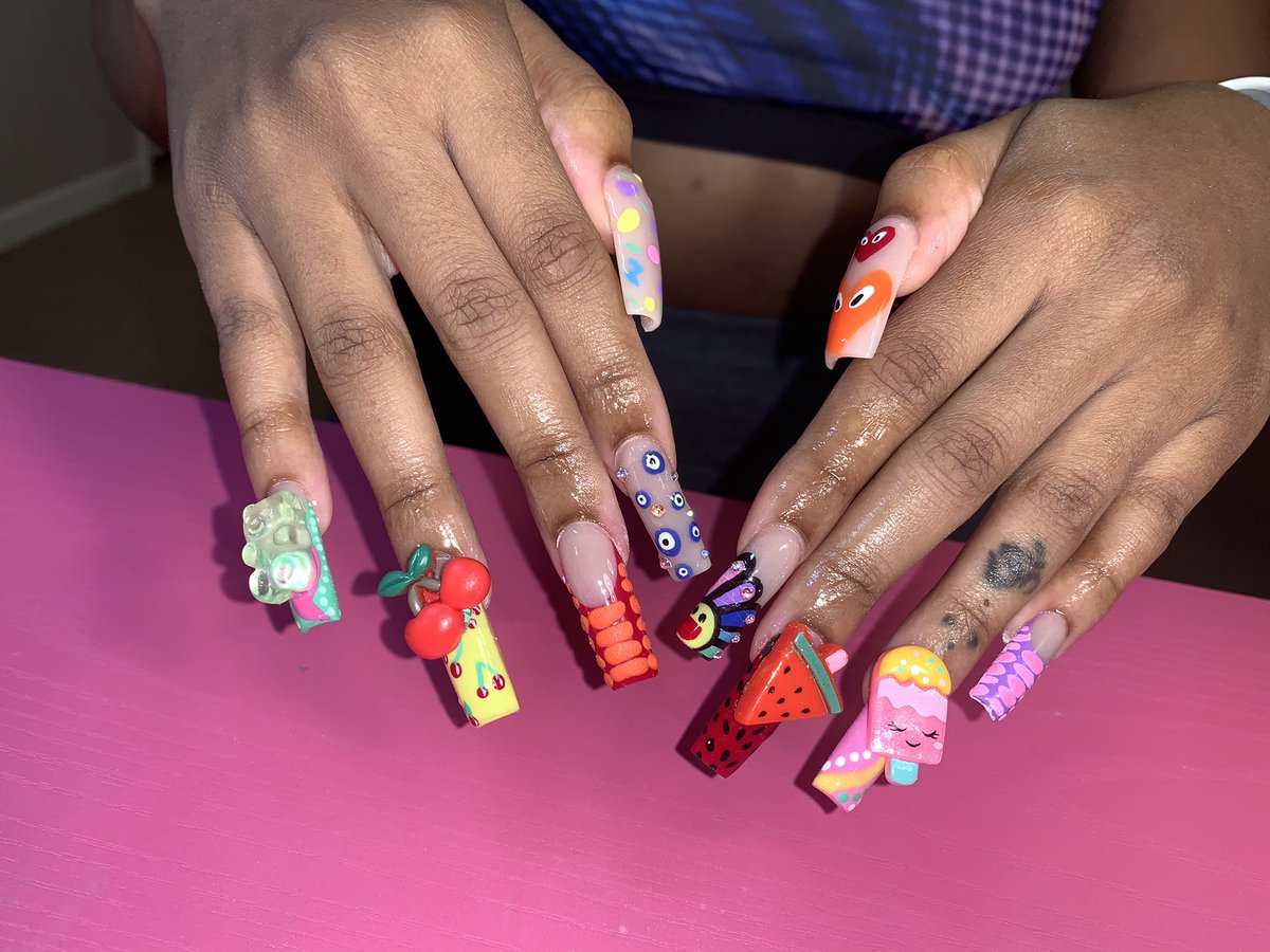 ___marisaD's tweet photo. yall missed me? 🥰 #RisaNailedIt #BrNailTech #BrNails #SelfTaught #TextToBook https://t.co/dbvZbcwXg4