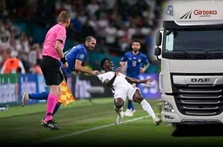 ما أدلة المغرب على عدم المشاركة في الثورة البلشفية و الإطاحة بالاتحاد السوفياتي 🤔🤔🤔
#غرد_كانك_صحفي_فرانسا_24