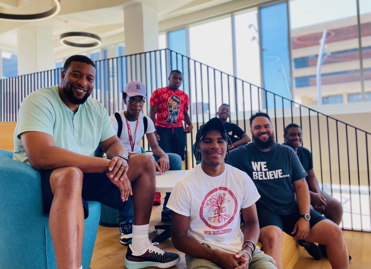 YoungMenGrowing (@youngmengrowing) on Twitter photo 