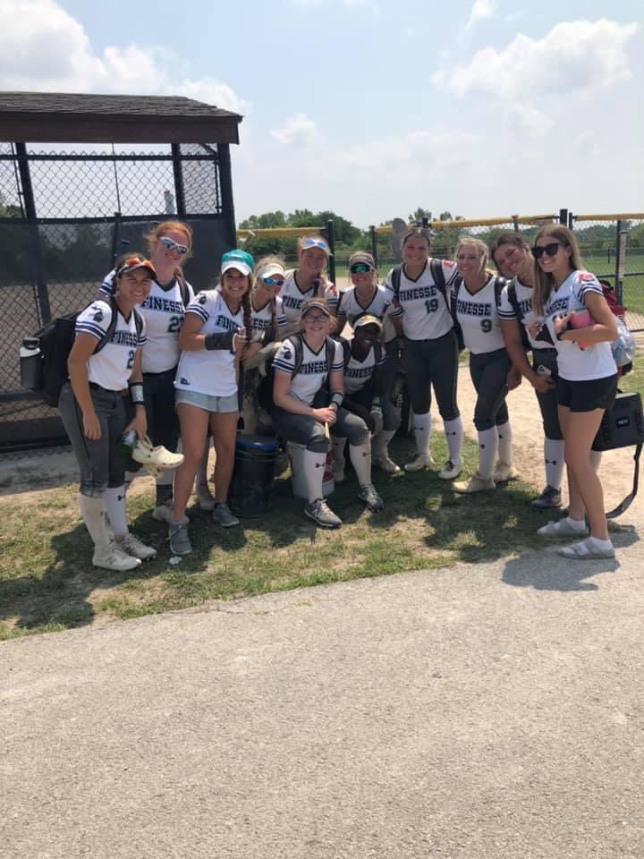 FinesseKish's tweet photo. After over 12 hrs and 4 games at the fields today, Finesse Kish came up a little short. The girls had an outstanding week in Kansas ending it with a top 10 finish. Back at it Sunday, at the Inaugural Alliance Fastpitch Championship Series in Oklahoma City! https://t.co/ZUozzIkvA2
