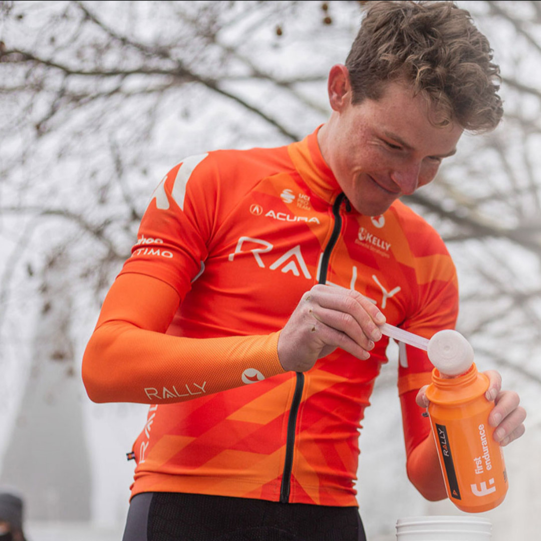 It's race season, and racing means recovery. Don't forget to add a Ultragen to your fueling mix for faster recovery and increased workload capacity.⁠
⁠
All flavors are in stock on our website.

firstendurance.com/nutrition/ultr…