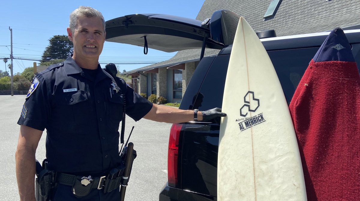 SantaCruzPolice's tweet photo. MISSING YOUR SURFBOARDS🏄♂️🏄?
Found in the 200 block of California Street, if these are your boards, or you know who they belong to? Contact Sgt. Crofts at Gcrofts@cityofSantaCruz.com
#SantaCruzPolice 💙 #surflife Are these your #surboards? Let’s #ReturnToRightfulOwner 🌊 https://t.co/ss7rNlRDXX
