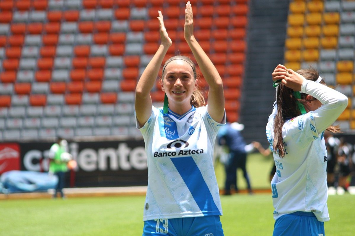 SomosButaqueros's tweet photo. Veo mucha gente hablando del Puebla y el partido contra Monterrey, pero porque no se habla de que mañana juega EL EQUIPO DE LOS MOÑOS 🎀🎽, el @ClubPueblaFem contra @AmericaFemenil/ 17:00 HRS/ TUDN: https://t.co/sUgxS5tDPv