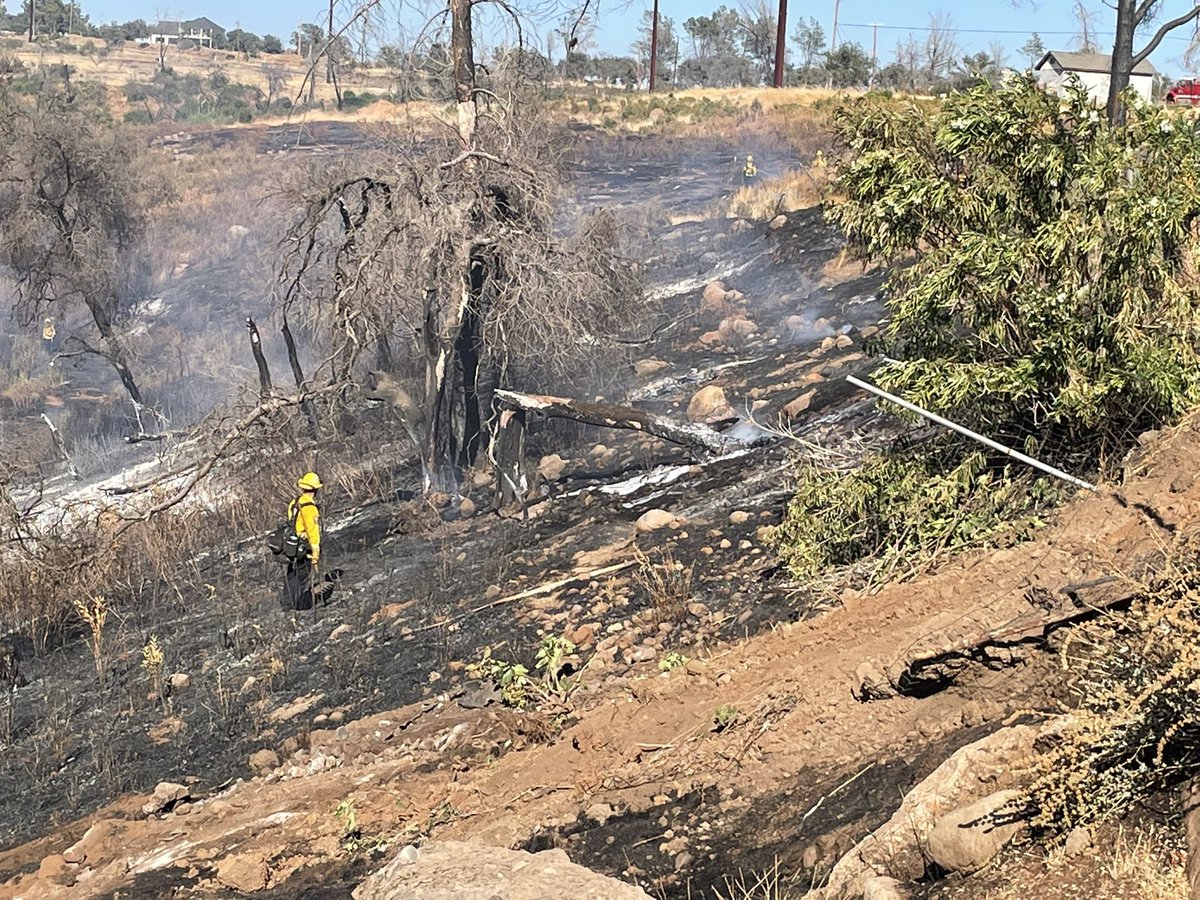 CALFIRE_ButteCo's tweet photo. #NealFire [update] Final size 15 acres. Still some heavy mop up for crews on the ground. https://t.co/aLyQxE23SV