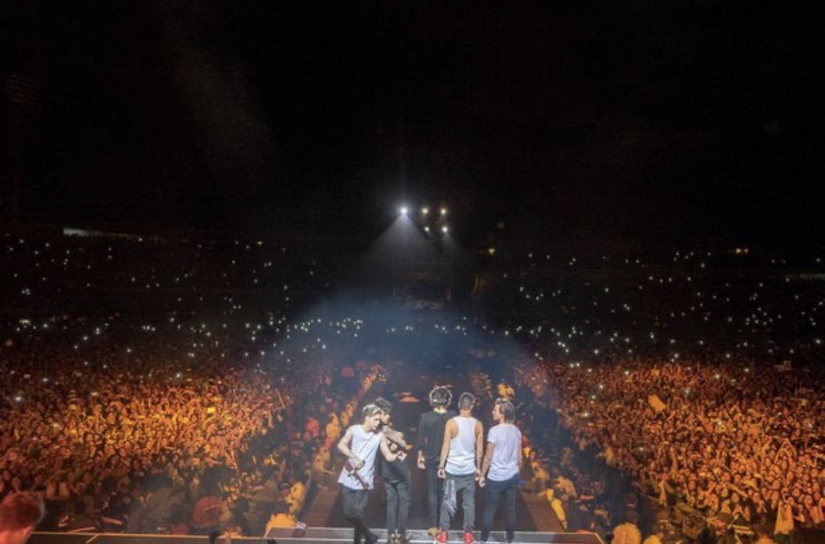 MayarBukhari's tweet photo. 11 years bro, how crazy is that!!
One band ,One dream ,One Direction 
#11YearsOfOneDirection https://t.co/J3z9lt6SlA