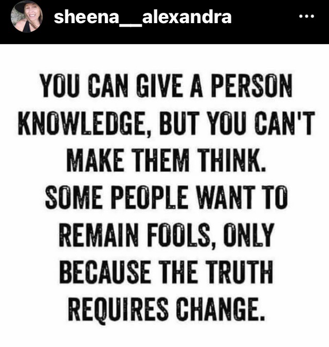 AuthorCiaL's tweet image. PEEPS THIS IS FREAKY! OUR PRESIDENT - LOOK AT THE NECK! IS HE WEARING A MASK? LIKE A FACE MASK?  youtu.be/NxhOK9bLZK8 @AuthorCiaL I WOULDN'T PUT ANYTHING PAST THIS SOCIALIST REGIME. #plandemic #eyestosee #realitybased #theworldisbeingmkultrad #writingcomnunity #RT #lol