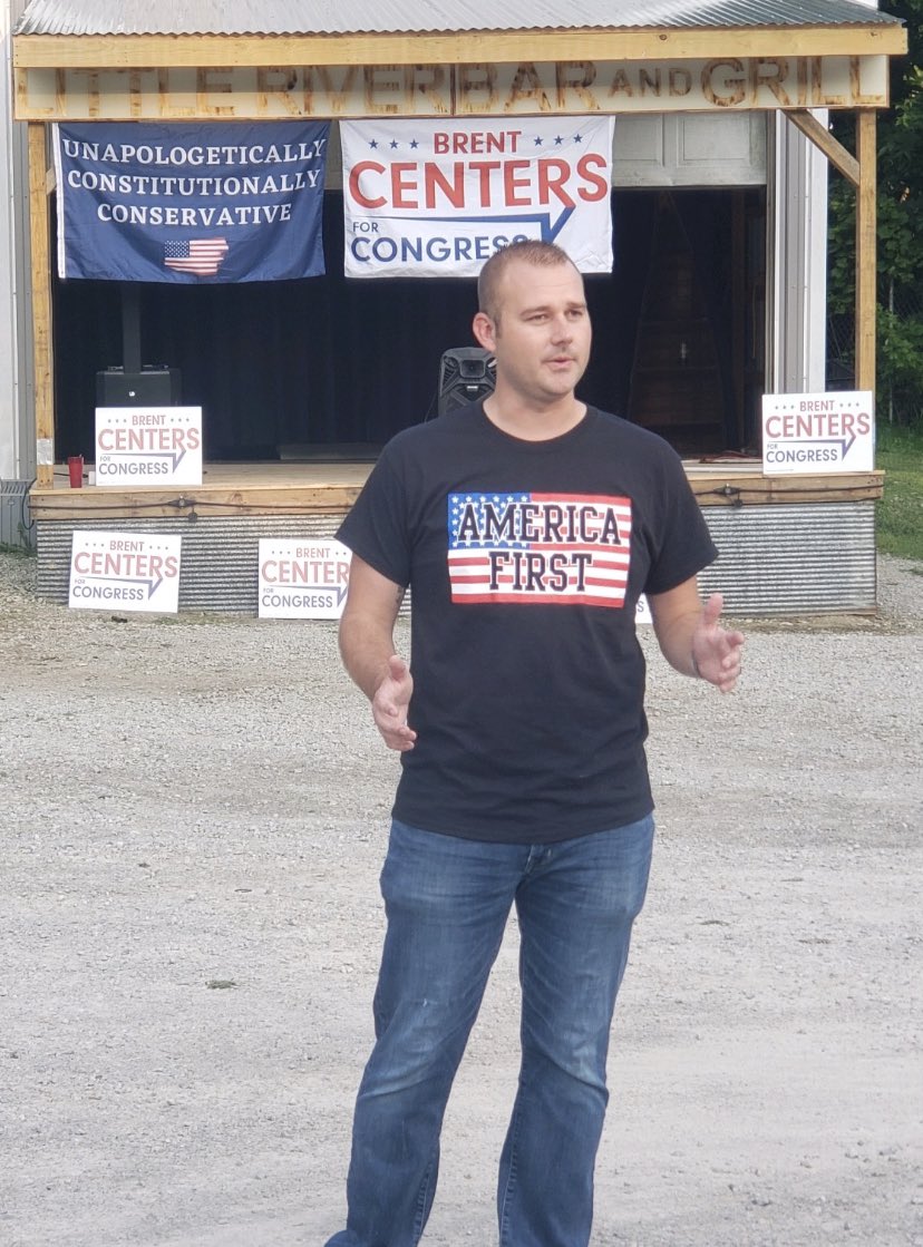 BrentCentersOH's tweet photo. Great night speaking about our America First agenda with UCC. We had people from Carlisle to Oregonia with the common thread of being FREEDOM-LOVING AMERICANS 🇺🇸
#RepublicanRevival https://t.co/Nuwq5lZkLQ