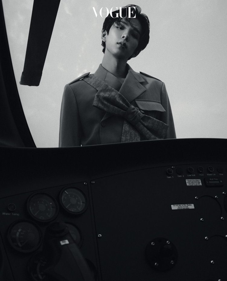 STRLOOKS's tweet photo. Shotaro for Vogue Korea. https://t.co/CNOyTpzhvU