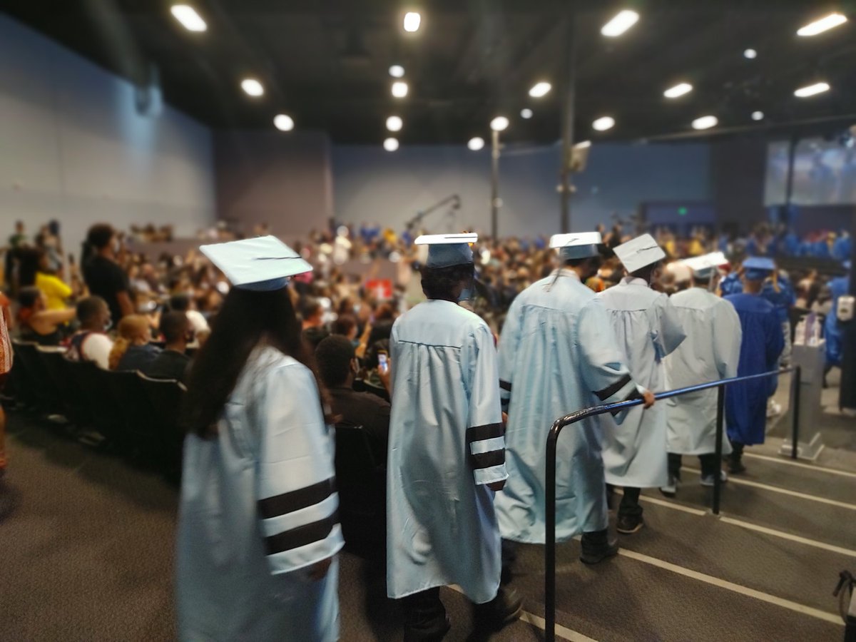 SBCUSDPOLICE's tweet photo. Tonight, our District Police Explorer #POST304 presented #colors for @SB_CitySchools Class of 2021 Superintendent's Summer Graduation. We are #proud of these young men &amp; women and very proud of each of the graduates! Chief, @SBSPDjpaulino https://t.co/SS9GcSuZ58