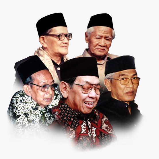 MuawiyahRamly's tweet photo. Hari ini Ultah 23 tahun PKB, Deklarator, Tim 5 dan Tim 9 sebagian besar sudah Wafat. Lahum al fatihah.

Deklarator PKB

1. KH. Abdurrahman Wahid
2. KH. Ilyas Ruhiyat
3. KH. Muchit Muzadi
4. KH. Munasir Ali
5. KH. Mustafa Bisri https://t.co/FU2bKcUvCA