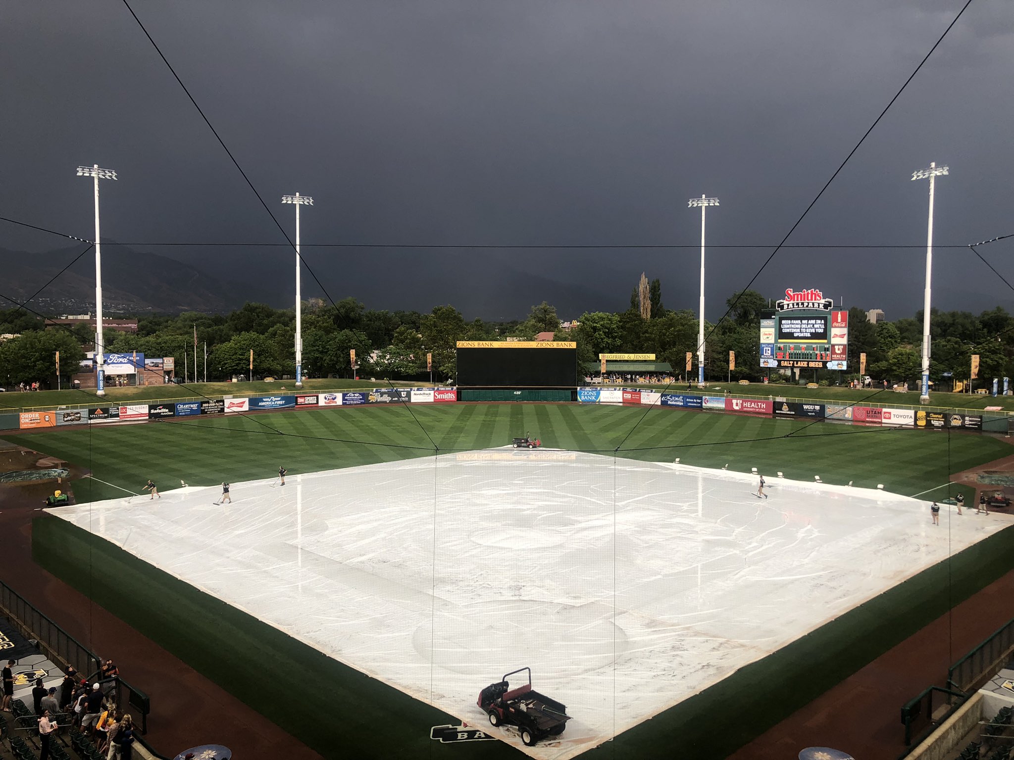 Salt Lake Bees fans enjoy doubleheader a day after snow postponed