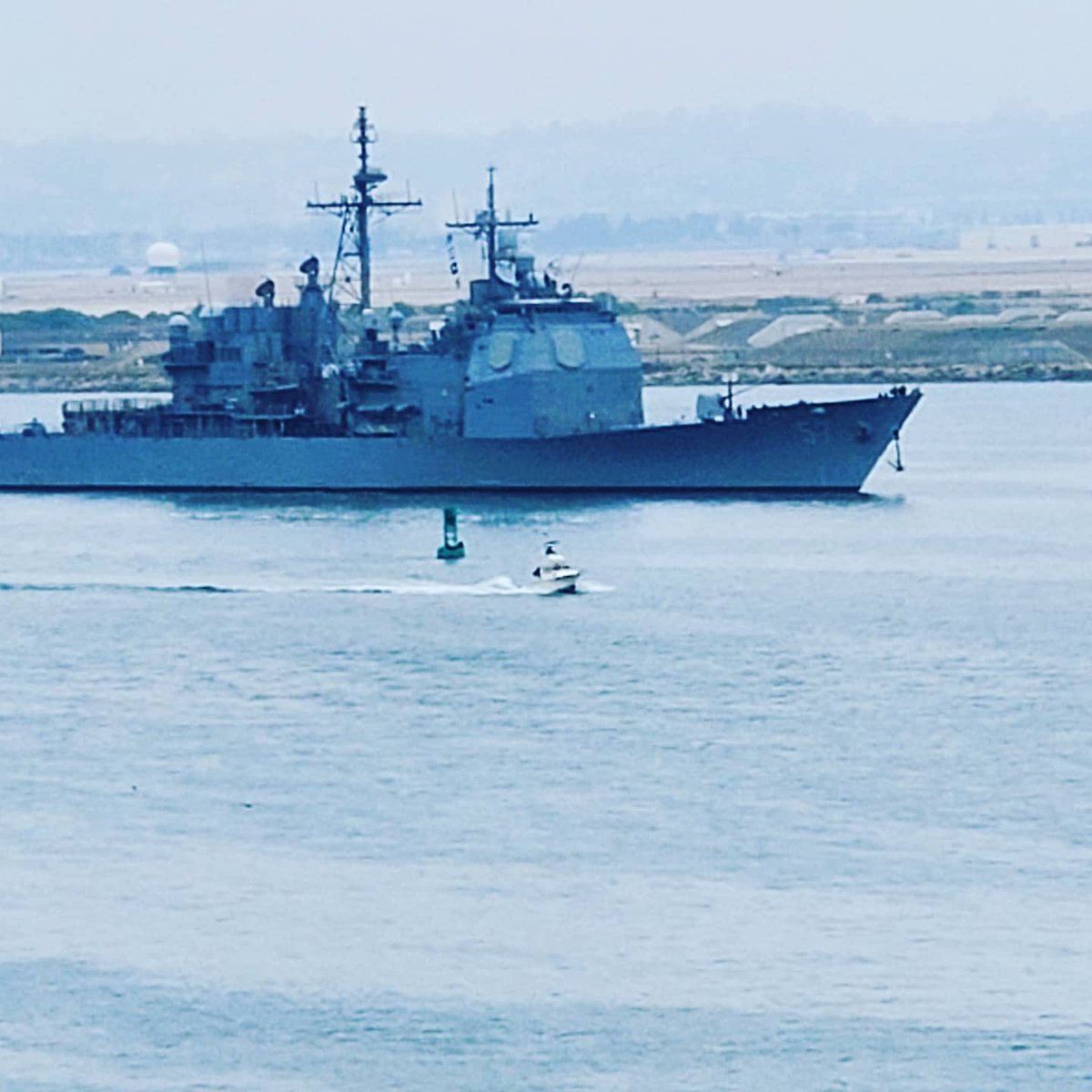 My favorite warship.
#usslakechamplain
#cg57 #pacificfleet
#3rdfleet