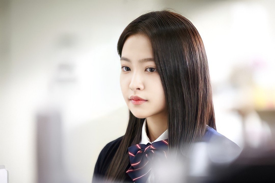#RedVelvet's #Yeri Shares Thoughts On Playing Her 1st Lead In "#BlueBirthday" soompi.com/article/148041…