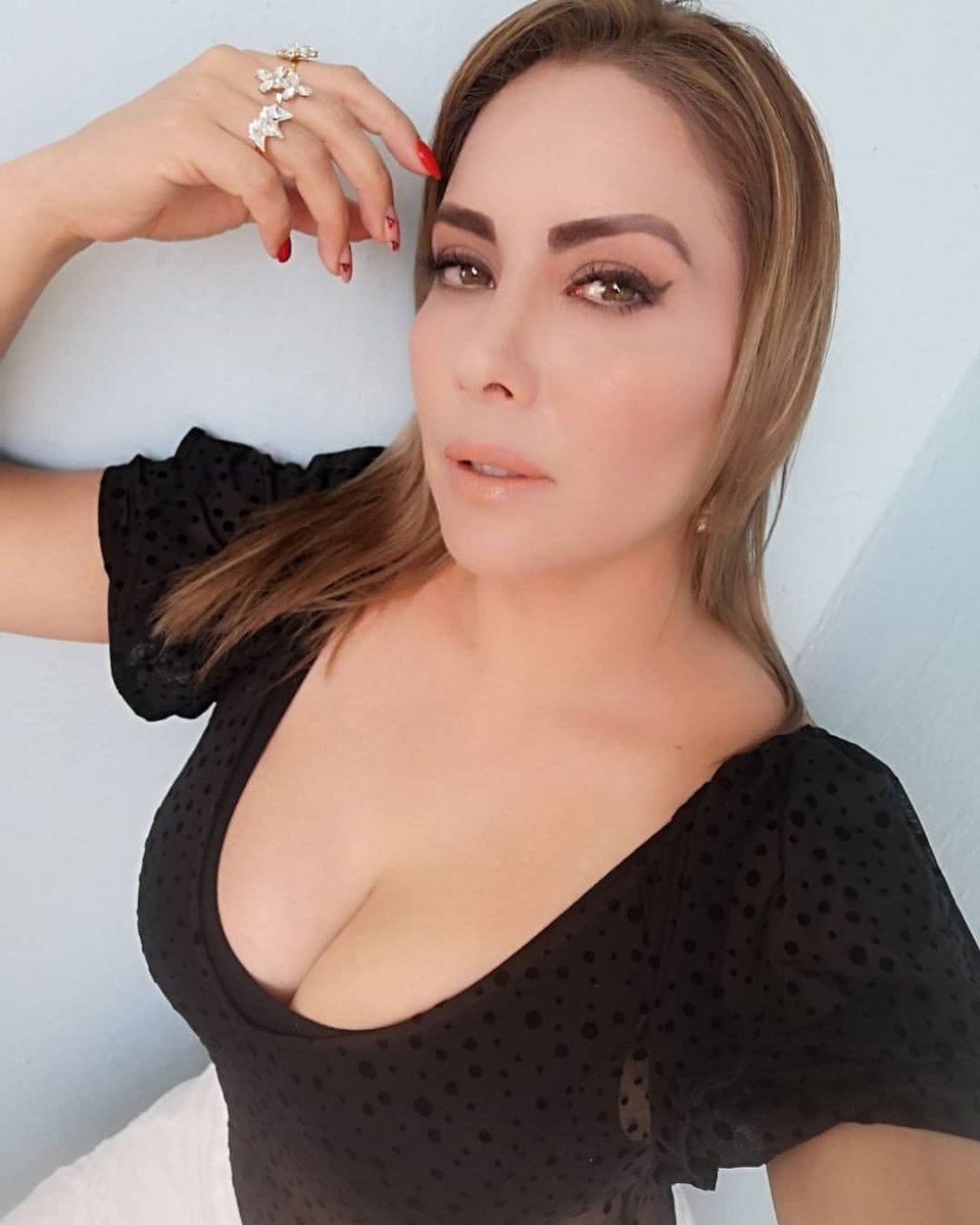 SUGEY ABREGO ™ tweet media