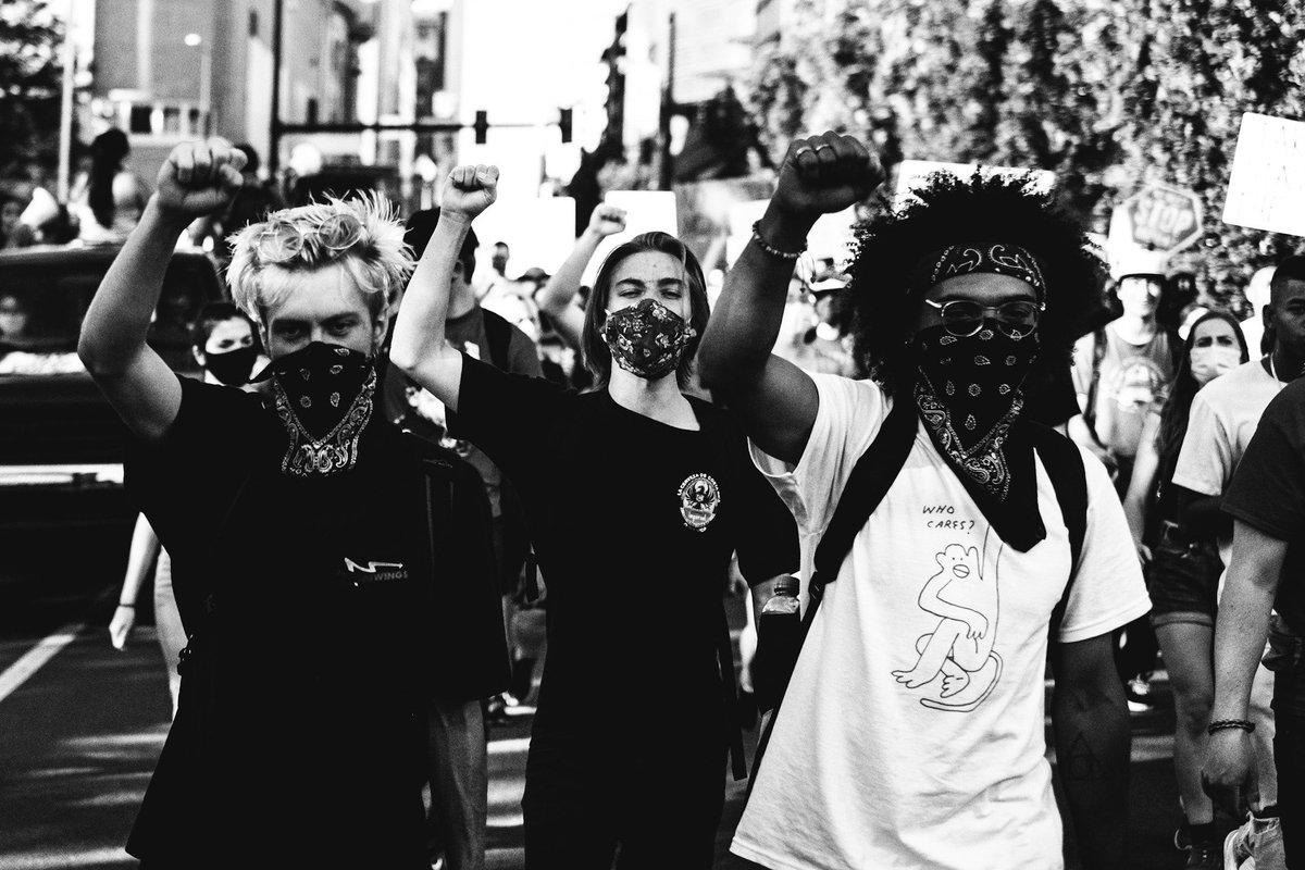 jacksonpageroth's tweet photo. @BraydenCreation Some black and white shots to the beginning of the blm protests. This was about the time I really started getting into photography and I’m super grateful I got to document this day. https://t.co/lJ3Tly1vM3