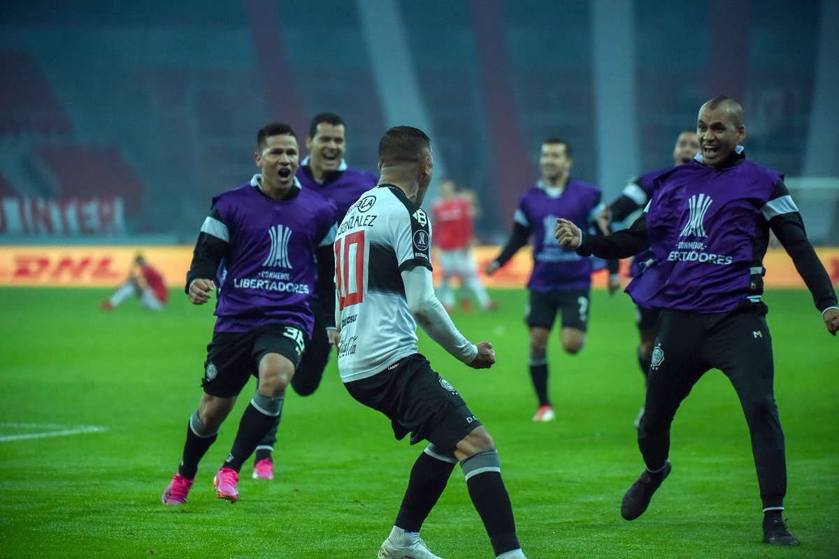 Felicidades  <a href="/elClubOlimpia/">Club Olimpia</a> 

Veo que algunos se sorprenden o lo llaman hazaña...

Cosita 😀

ES OLIMPIA.

Esta en su Habitad

Tiene mil noches de COPA.

#YoApoyoAlosEquiposParaguayos