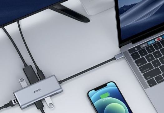 ¿Cuántos puertos diferentes sueles utilizar en un hub?⠀
#hub #puertos #AUKEY #conexión