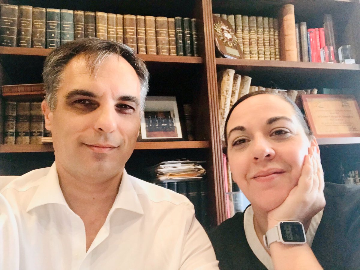jrramirezgomez's tweet photo. Porque en todos los fuegos de campamento pones la música y marcas el paso cual monja guitarrera.
Cumple años una gran jurista, comunicadora, trabajadora y luchadora en la defensa de la Abogacía.
Feliz cumpleaños, amiga, seguiremos en la lucha muchos años más.
Feliz #cumpleInma https://t.co/nwtswBq86z