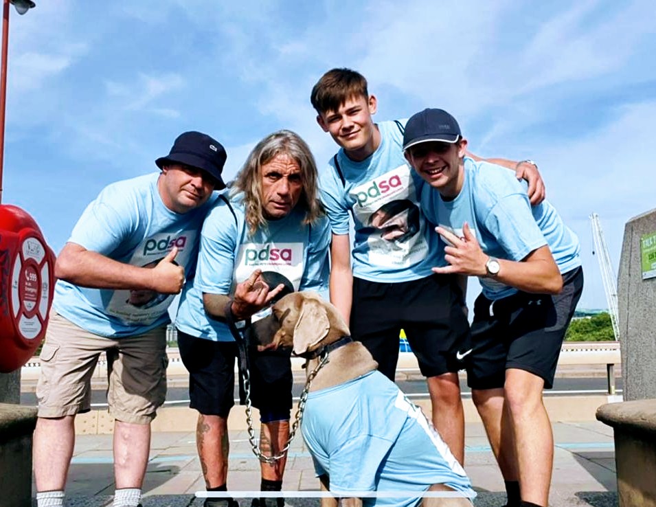 PotterWalk's tweet image. Today's the day 🙌Myself, Lemmy, David and Luis are ready for take off!! If you spot us around #london give us a wave 👋
Still need to #donate?
Click Below 👉justgiving.com/fundraising/li……
Thank you for your kindness!
@PDSA_HQ @PDSApressoffice
 
#donate #PDSA #animallover #dogood