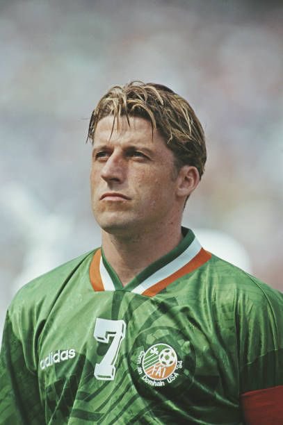 Happy 58th Birthday to former Ireland Captain Andy Townsend. 70 caps/7 goals in green 1989-1997 