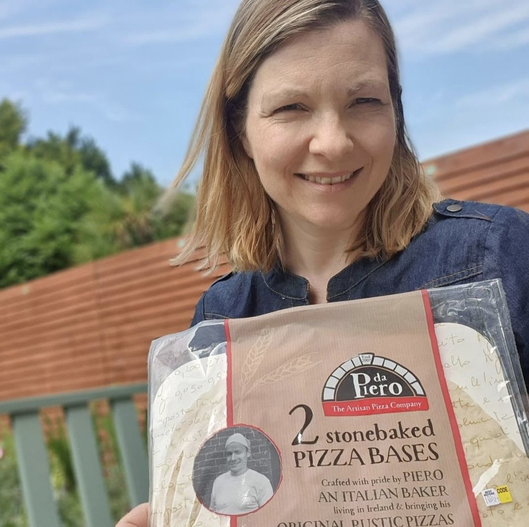 Ciao! When you #lookforlocal this weekend you support our business, our employees and all the other people who work around our business. It works for everyone. 🙏 #pizzadapiero