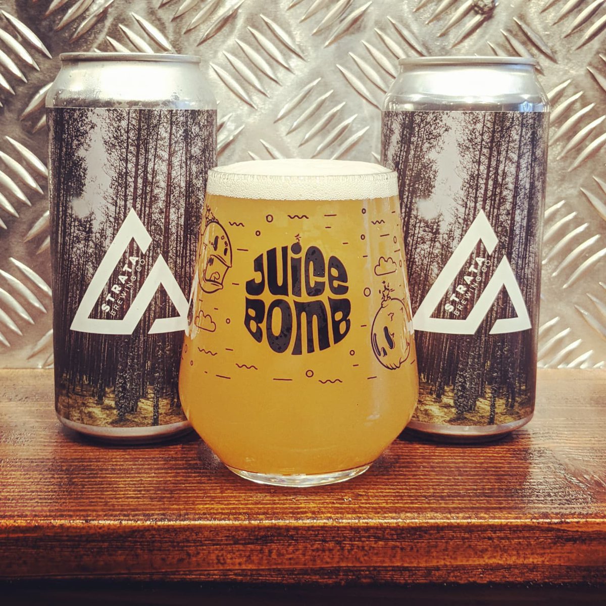 'Fram' Hazy Kviek Pale Ale - <a href="/stratabrewco/">Strata Brewing Co</a> 🔥🔥🔥

🔗indiibrewco.com/collections/fr…

#beeroclock #fridaymorning #DawnButlerSpeaksForMe