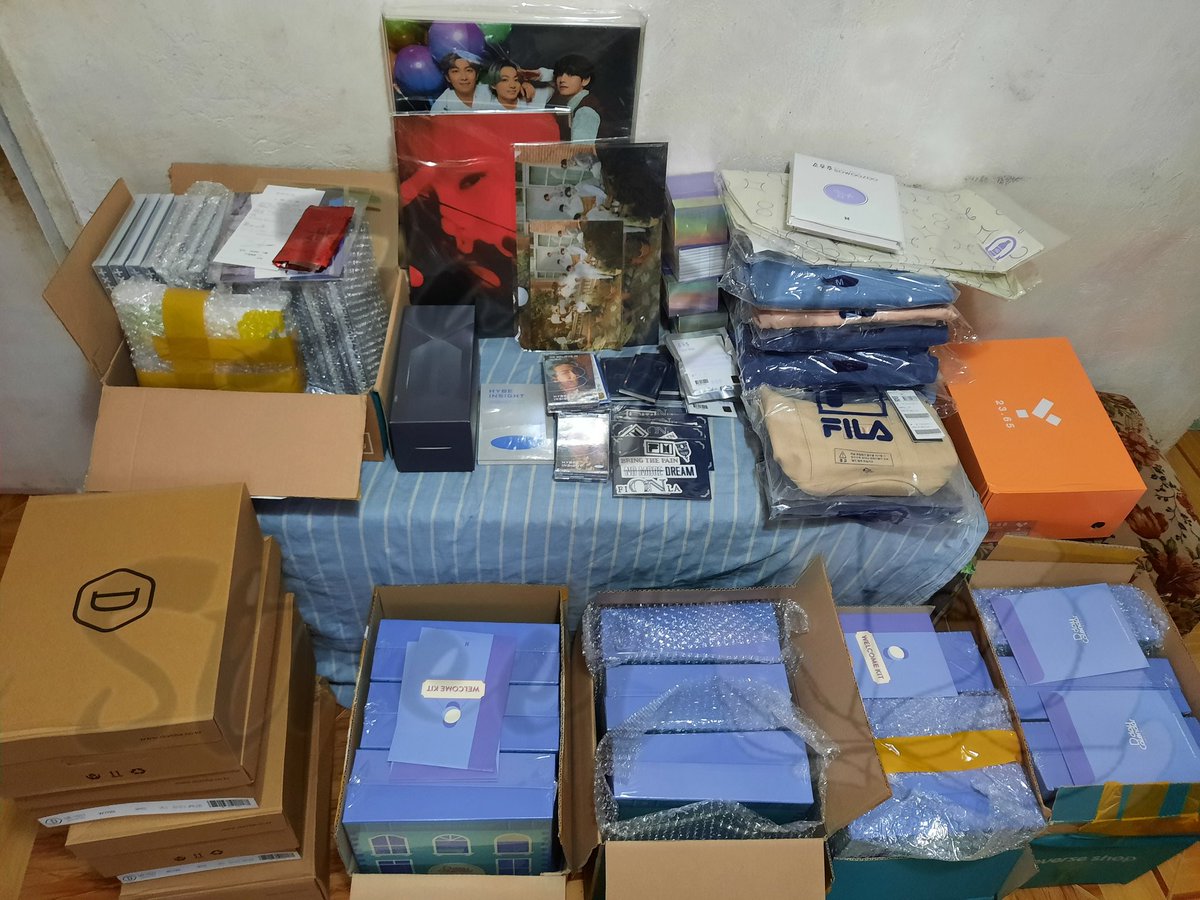 DAEGU_STREET's tweet photo. [ #DaeguStArrival ]

Items arrived at GOMs address ♥︎

Arrived items has been transferred to 'Arrived &amp; To be Shipped' na sheet. 

Ill start packing and posting extras po tonight at 8pm. For deliveries within Cebu, ill send a DM for delivery notice. 

Thank you ~ https://t.co/pJ7XCCZXG8