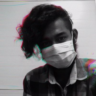 AshanLK1's tweet photo. #NewProfilePic #Black 🖤 #Instaeffect 🖤 #Glitch 🖤 https://t.co/MHRf8WM8V9