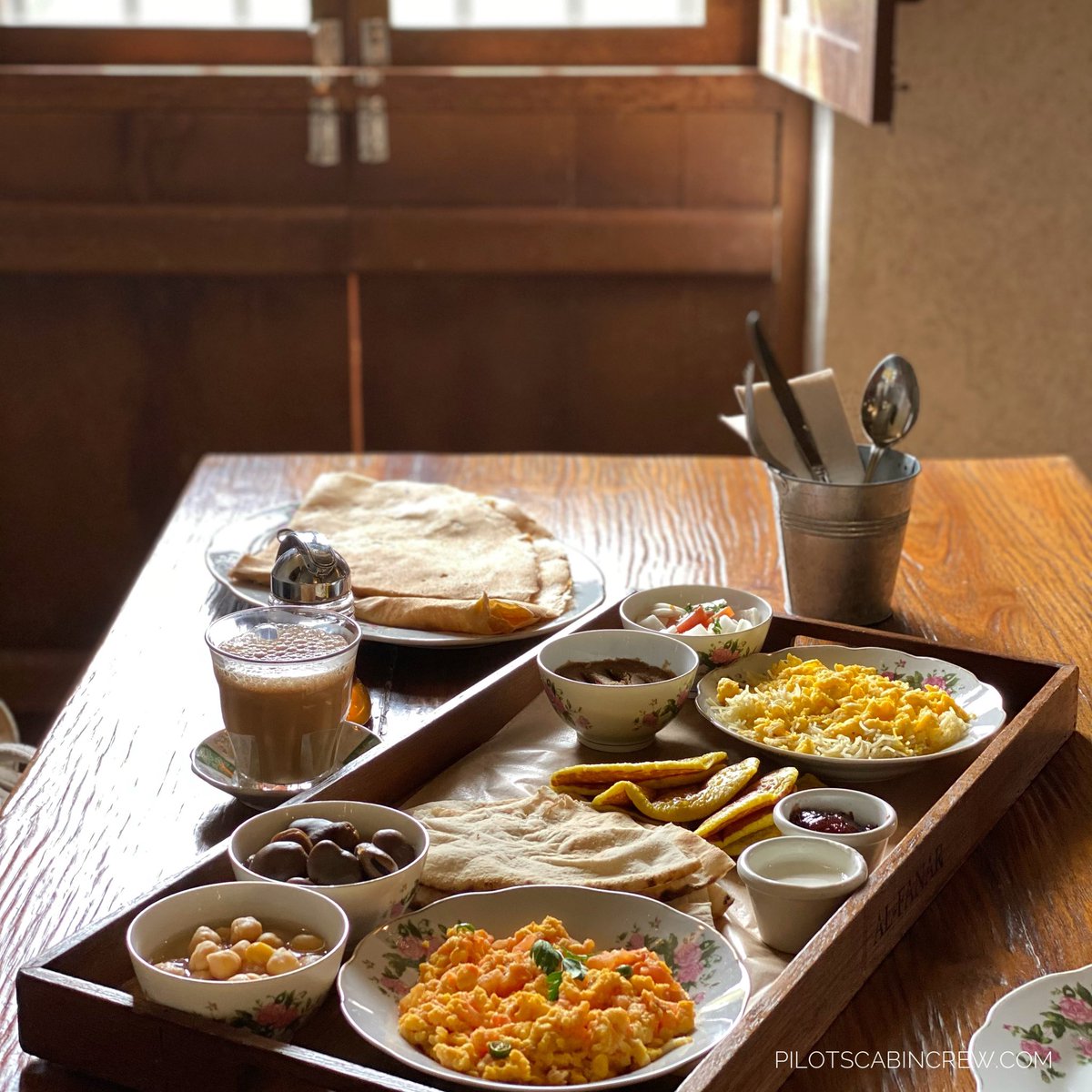 Want to try local food in Dubai but don’t know where to start? We suggest you start with Emirati breakfast at Al Fanar 😋
#dubaifood #breakfast
